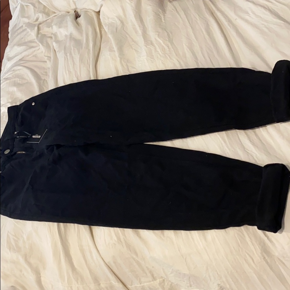 Black Mom/Straight Jeans